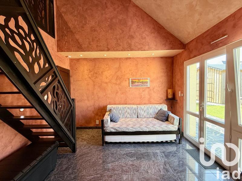 Maison - 210 m² - 8 pièces