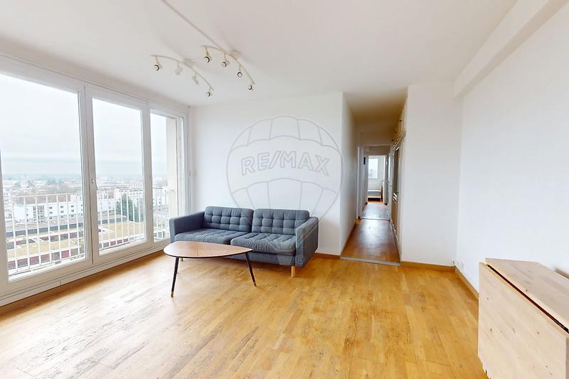 Appartement - 82 m² - 5 pièces