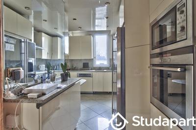 Chambre - 13 m² - 1 pièce