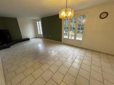 Maison - 138 m² - 7 pièces