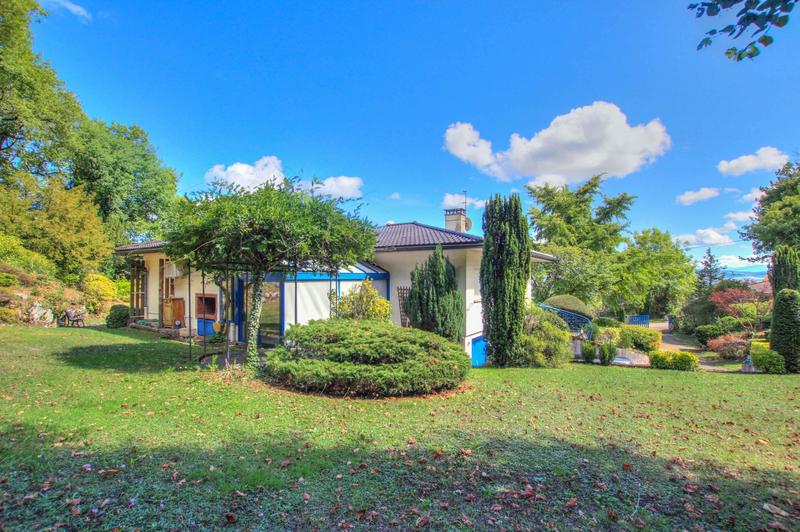 Maison - 167 m² - 5 pièces