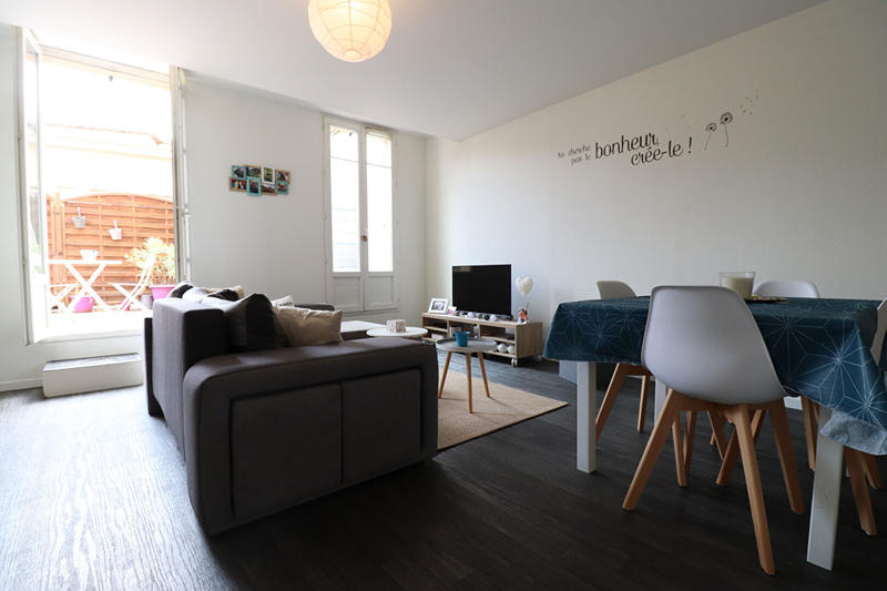 Appartement - 49 m² - 2 pièces