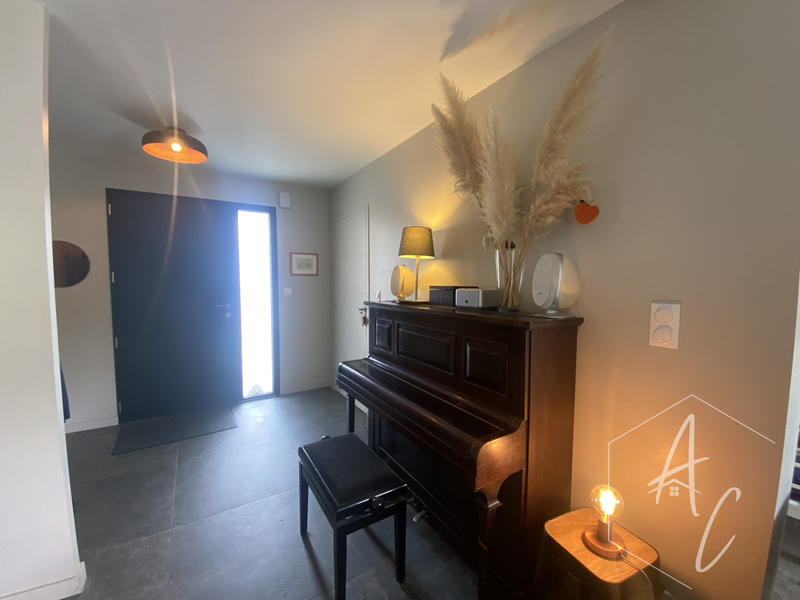 Maison contemporaine - 158 m² - 6 pièces