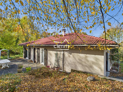 Maison - 110 m² - 4 pièces