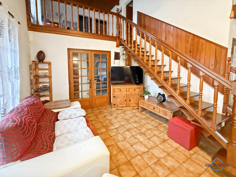 Maison - 110 m² - 4 pièces