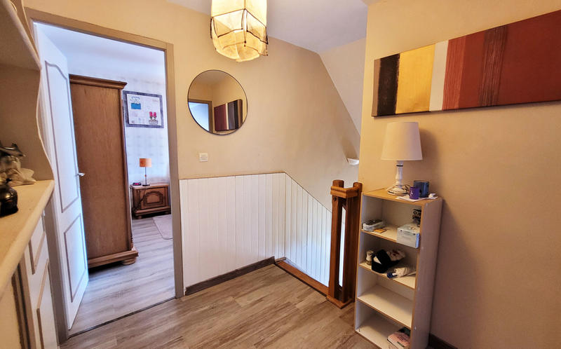 Maison - 104 m² - 6 pièces