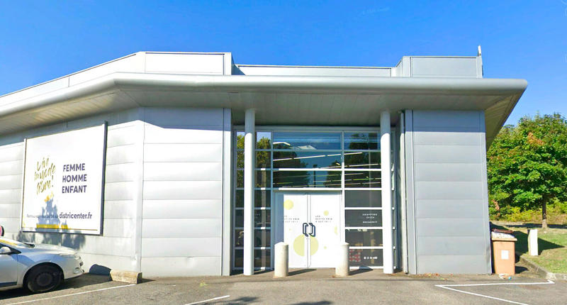 Local commercial - 832 m²