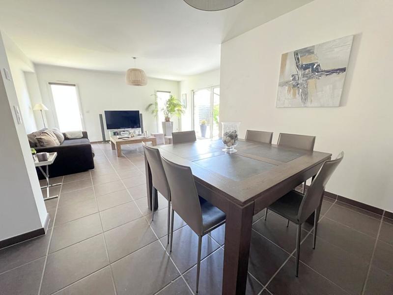 Maison - 176 m² - 6 pièces