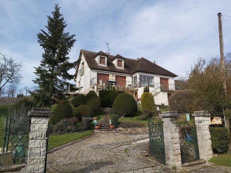 Maison de village - 181 m² - 7 pièces