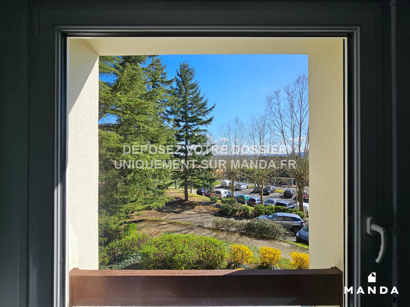 Chambre - 10 m² - 4 pièces