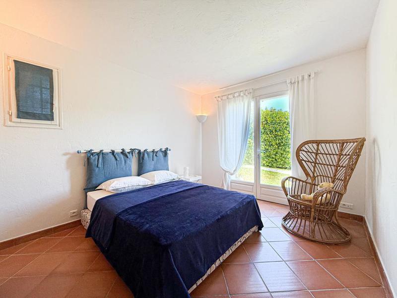 Maison chambre d'hôtes - 545 m² - 18 pièces