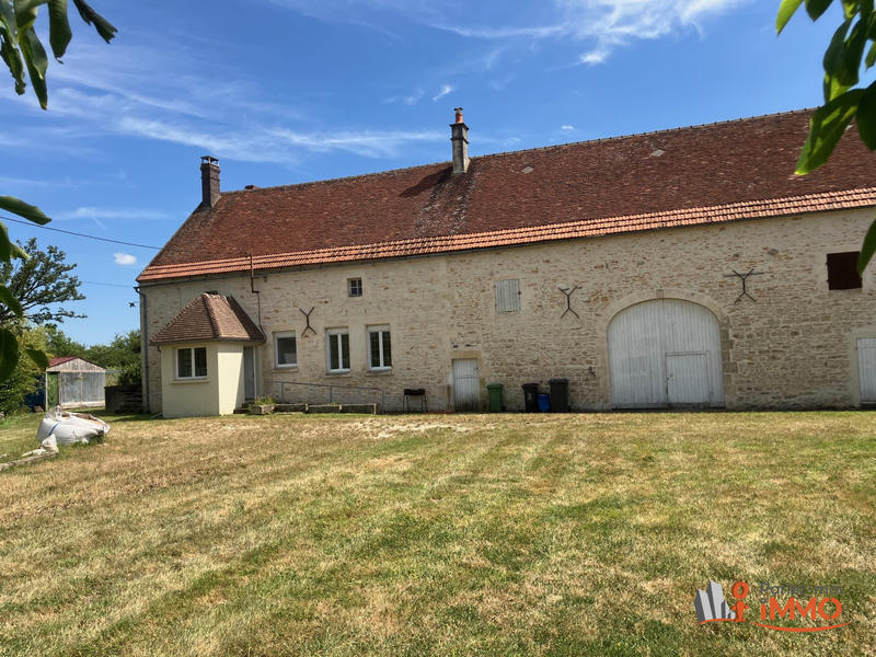 Maison - 92 m² - 4 pièces