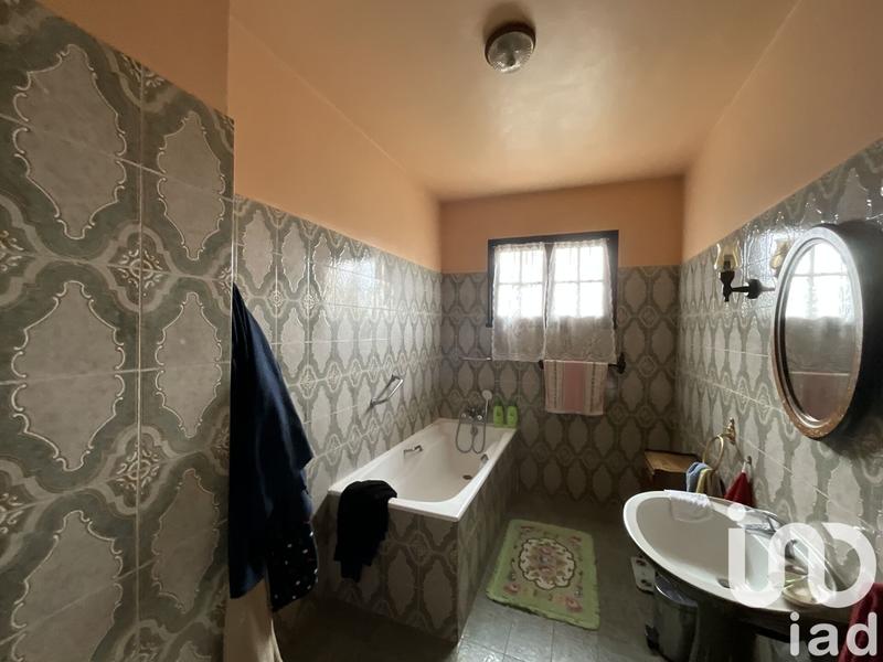 Maison - 232 m² - 8 pièces