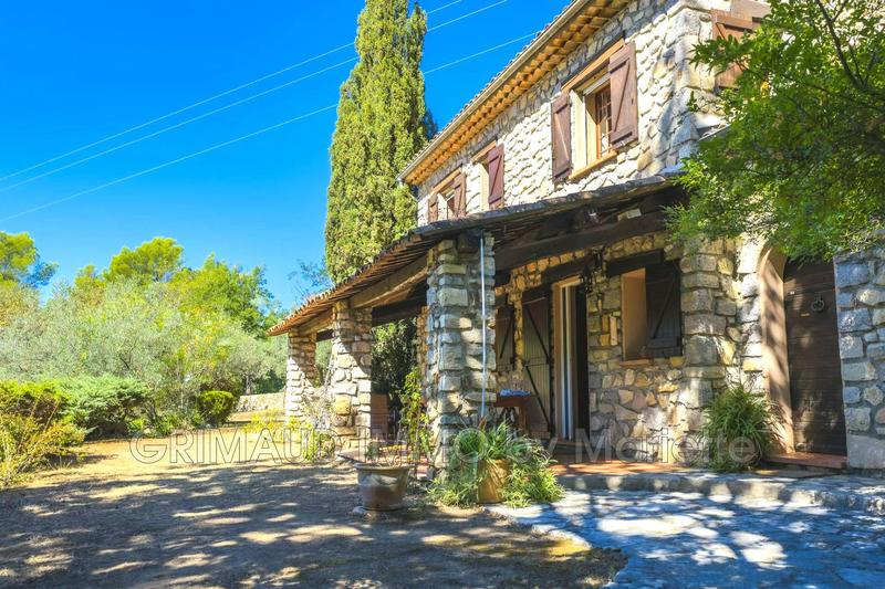 Propriété - 400 m² - 10 pièces