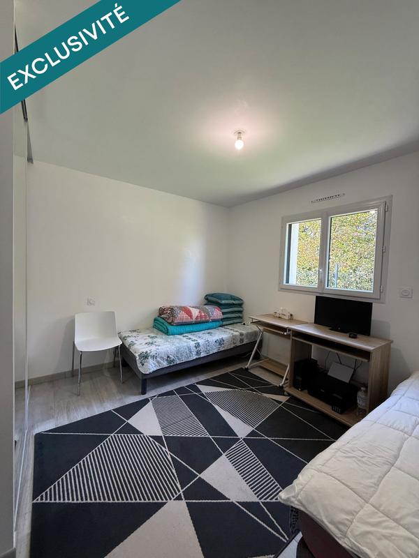 Maison - 127 m² - 9 pièces