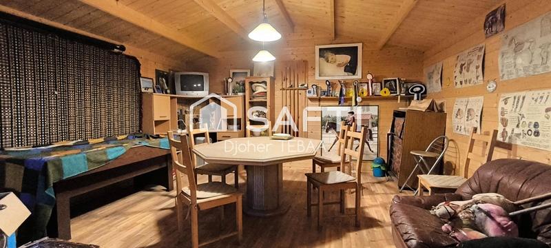 Maison - 211 m² - 10 pièces