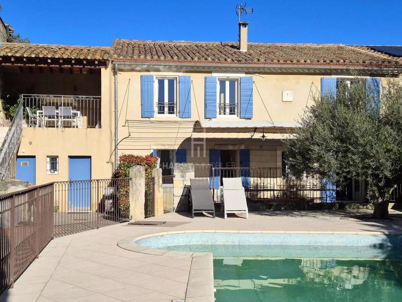 Maison de village - 202 m² - 10 pièces