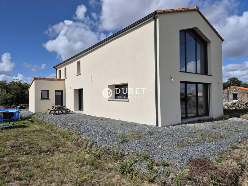 Maison - 132 m² - 6 pièces