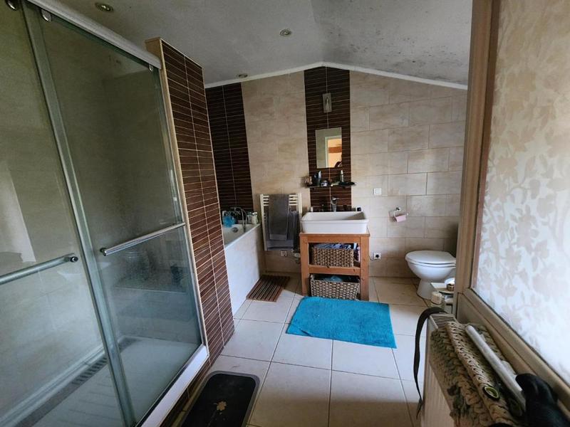 Maison - 166 m² - 7 pièces