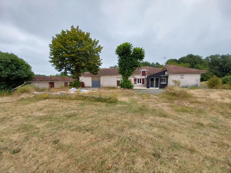 Maison de village - 118 m² - 6 pièces