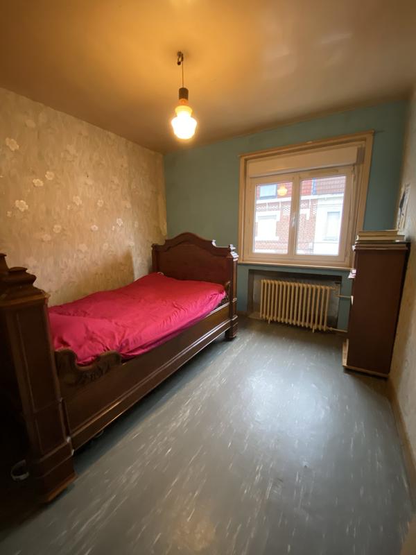 Maison traditionnelle - 85 m² - 4 pièces