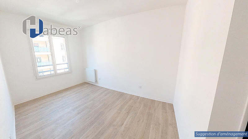 Appartement - 80 m² - 4 pièces