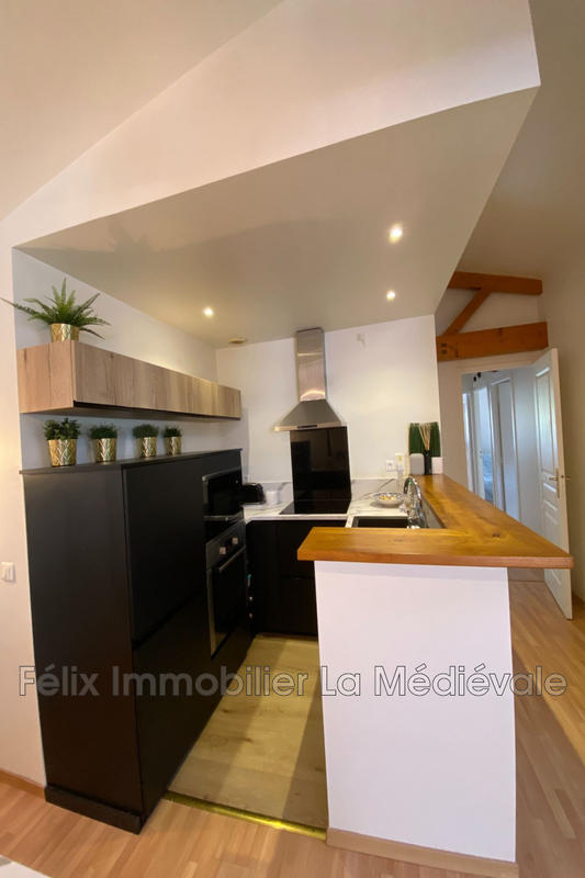 Appartement - 75 m² - 4 pièces