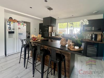 Maison - 145 m² - 7 pièces