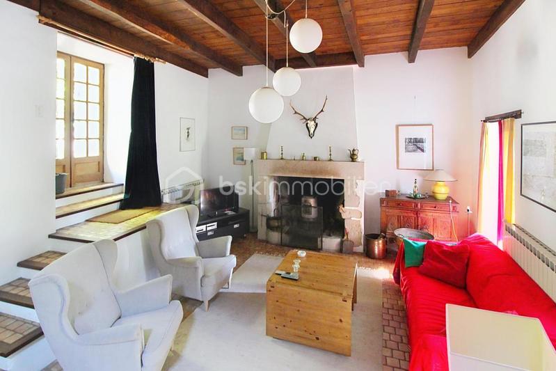 Propriété - 165 m² - 8 pièces