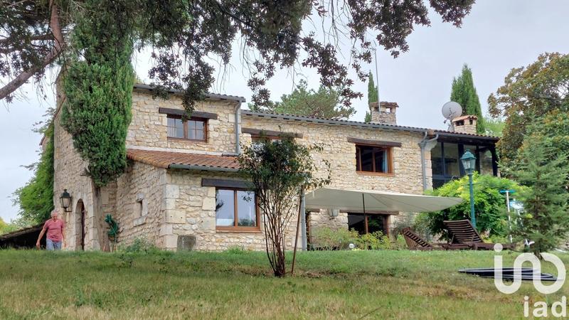 Maison de campagne - 282 m² - 8 pièces