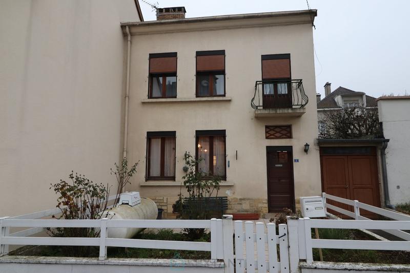 Maison ancienne - 133 m² - 4 pièces