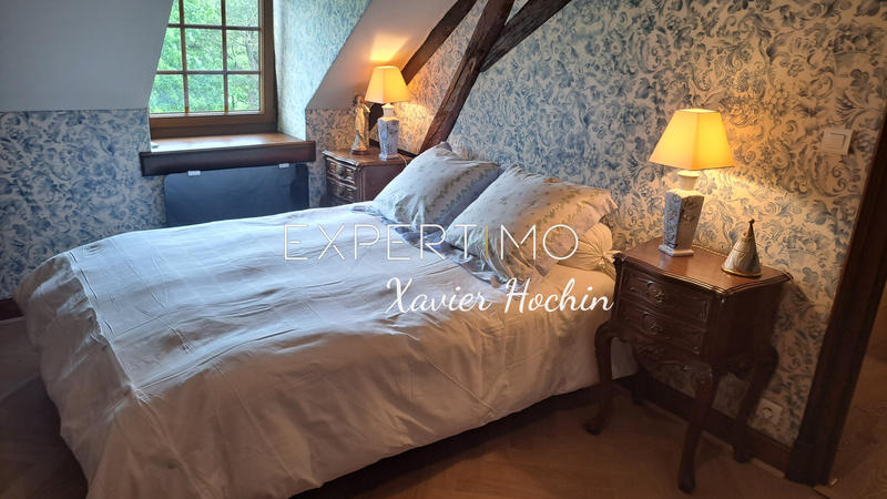 Maison - 277 m² - 7 pièces