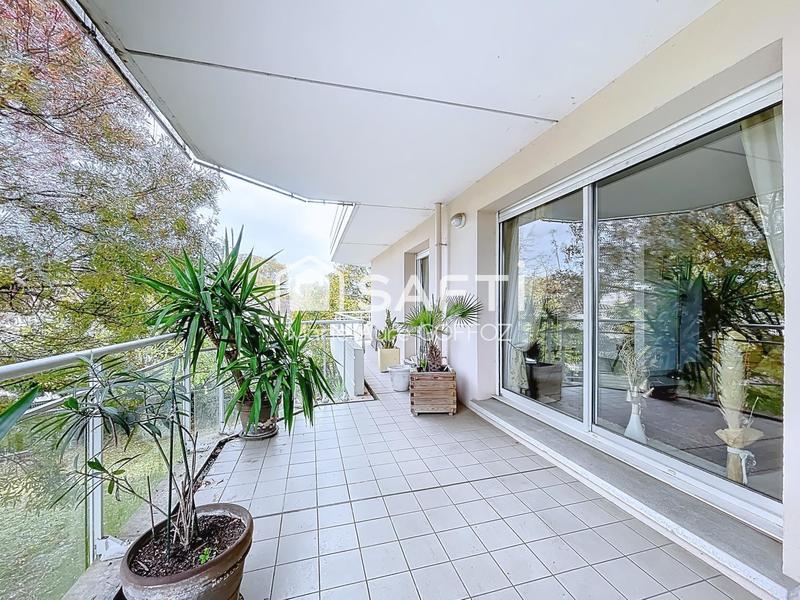 Appartement - 107 m² - 4 pièces