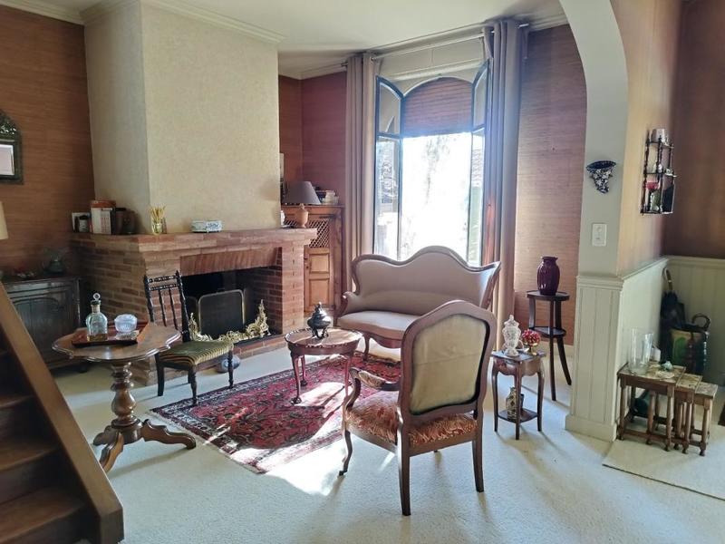 Demeure - 211 m² - 8 pièces