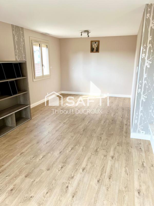 Maison - 157 m² - 8 pièces