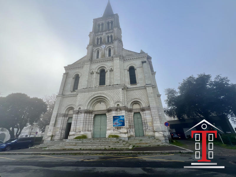 Parking / Garage - 10 m²