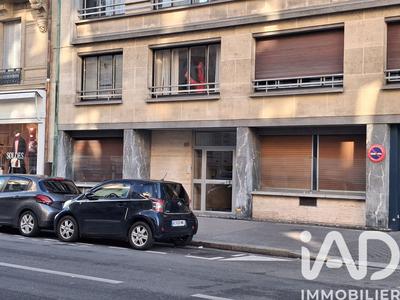 Studio - 9 m² - 1 pièce