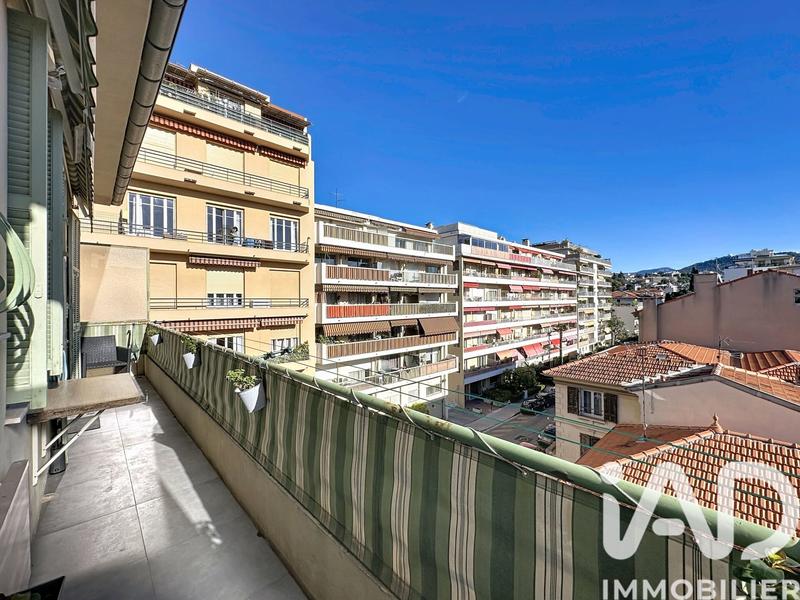 Appartement - 83 m² - 4 pièces