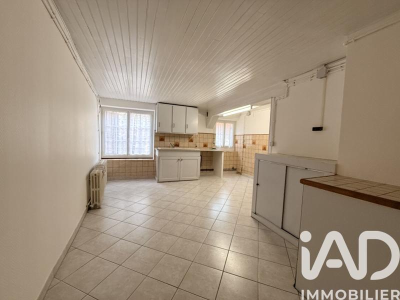 Maison - 296 m² - 11 pièces