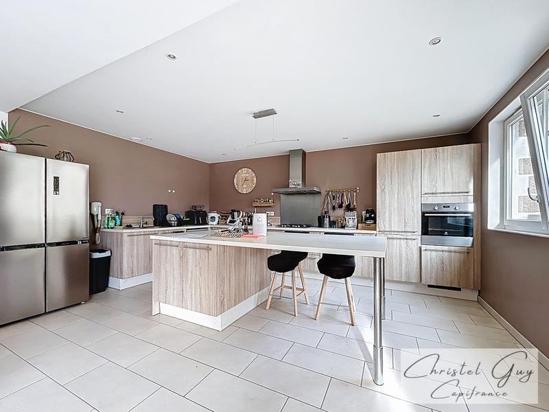 Maison de campagne - 179 m² - 6 pièces