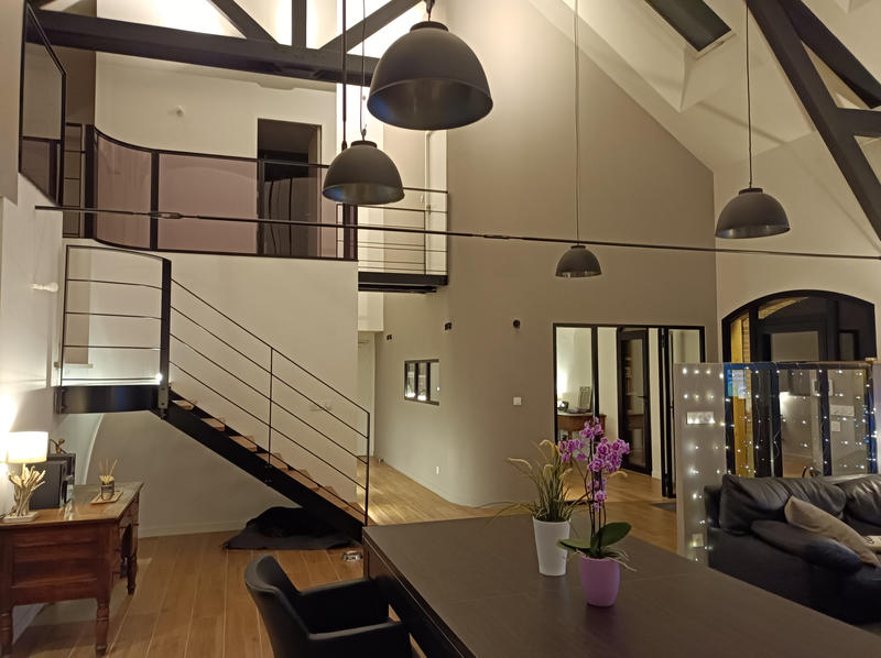 Propriété - 231 m² - 7 pièces