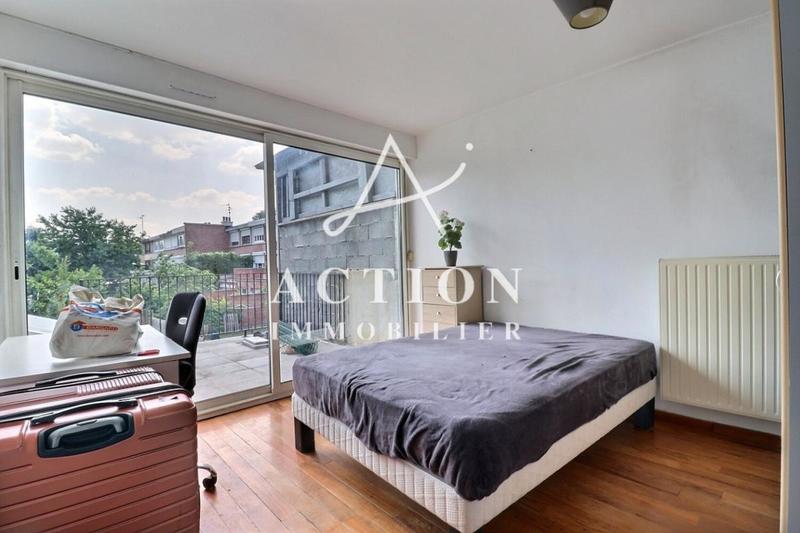 Maison - 142 m² - 8 pièces