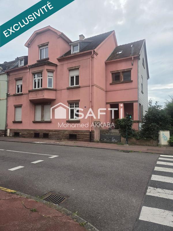 Maison - 310 m² - 12 pièces