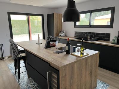 Maison - 95 m² - 4 pièces