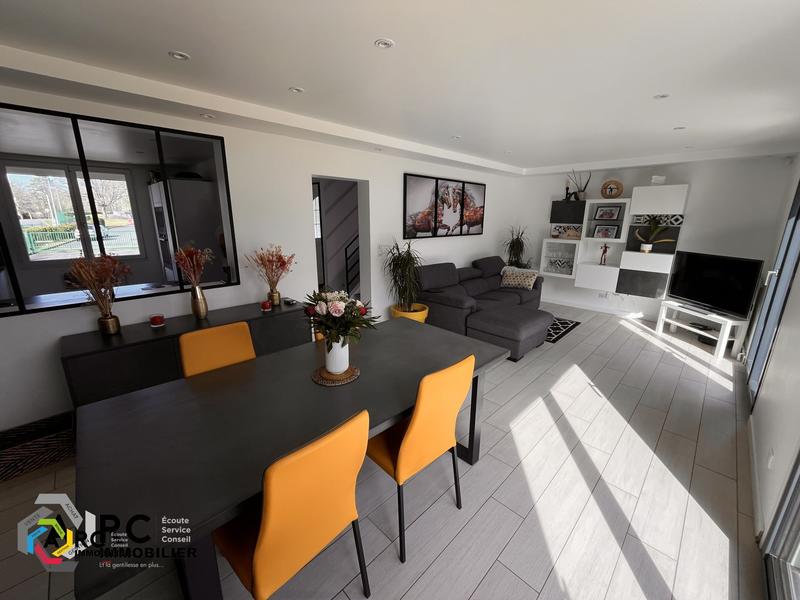 Maison - 132 m² - 5 pièces