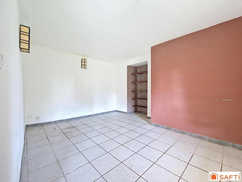 Maison - 213 m² - 6 pièces