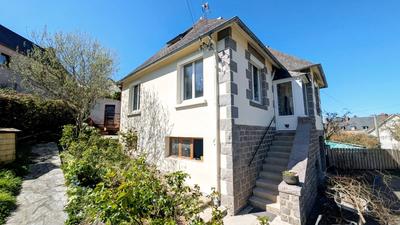 Maison - 155 m² - 6 pièces