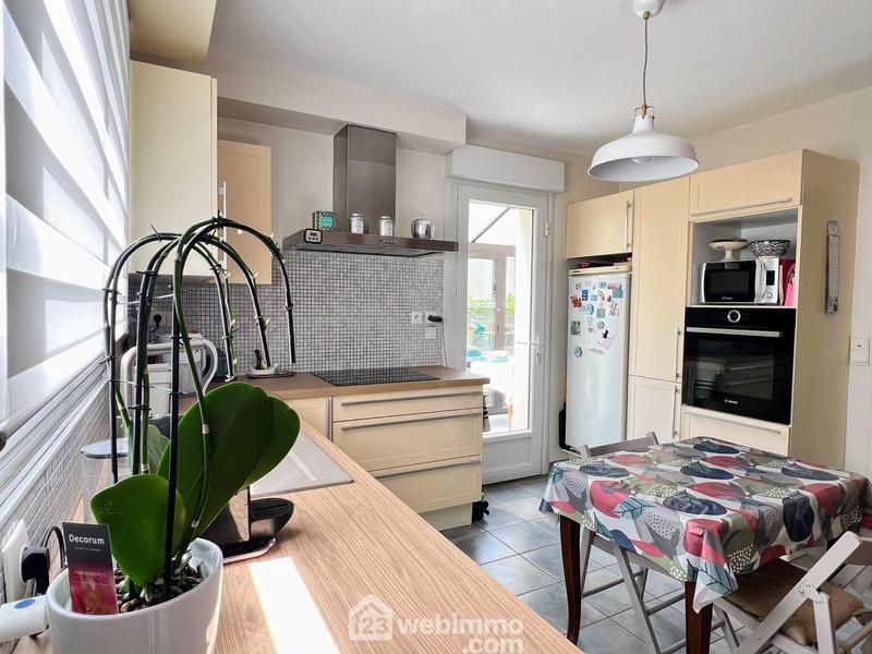 Maison - 152 m² - 6 pièces