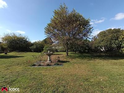 Demeure - 185 m² - 6 pièces