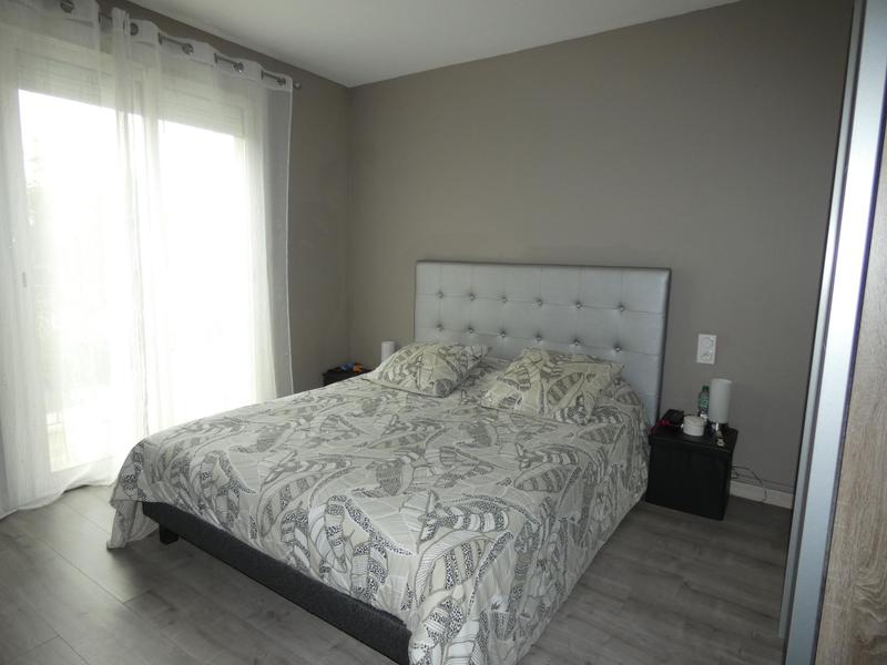 Villa - 100 m² - 5 pièces